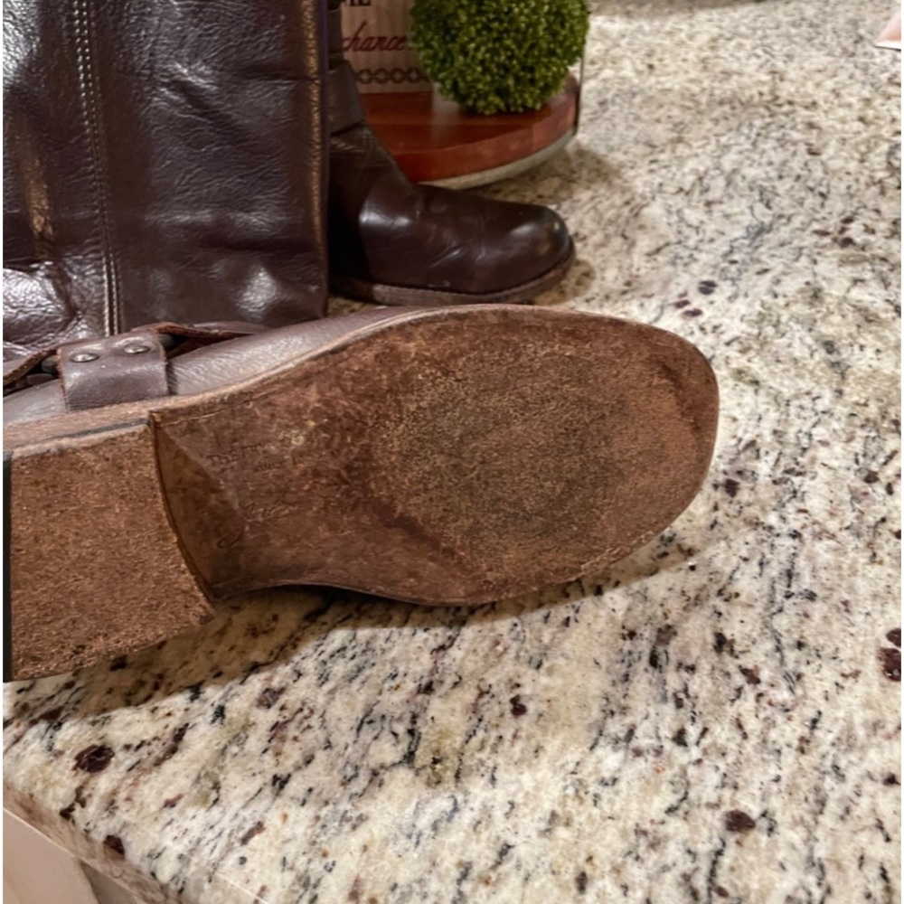 Frye boots real leather very nice!!